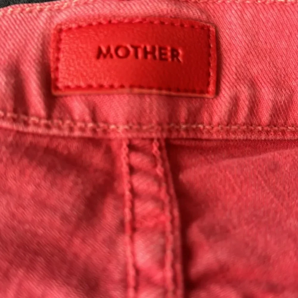 Mother Mid Rise Dazzler Ankle in Fruit Punch Jeans Size 26